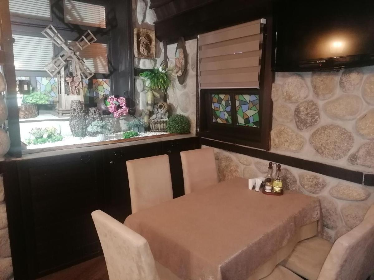 Petkov Family Hotel 布拉格埃夫格拉德 外观 照片