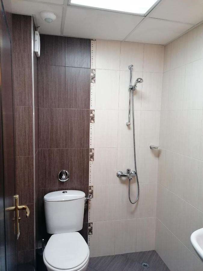 Petkov Family Hotel 布拉格埃夫格拉德 外观 照片