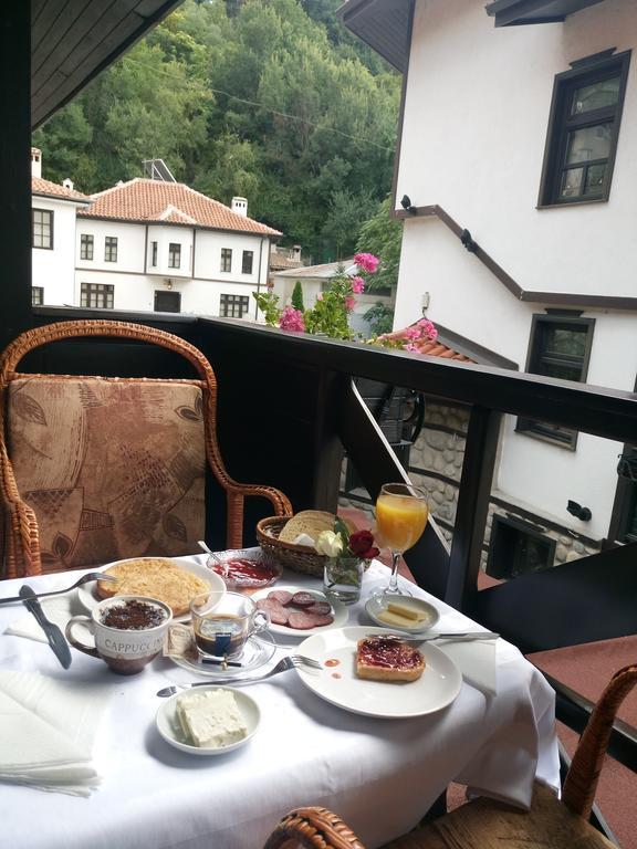 Petkov Family Hotel 布拉格埃夫格拉德 外观 照片