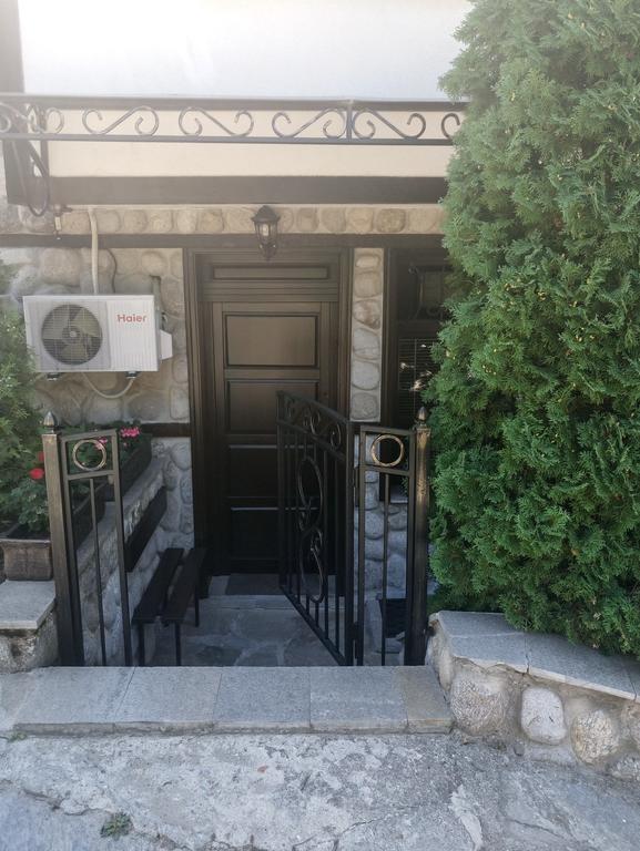 Petkov Family Hotel 布拉格埃夫格拉德 外观 照片